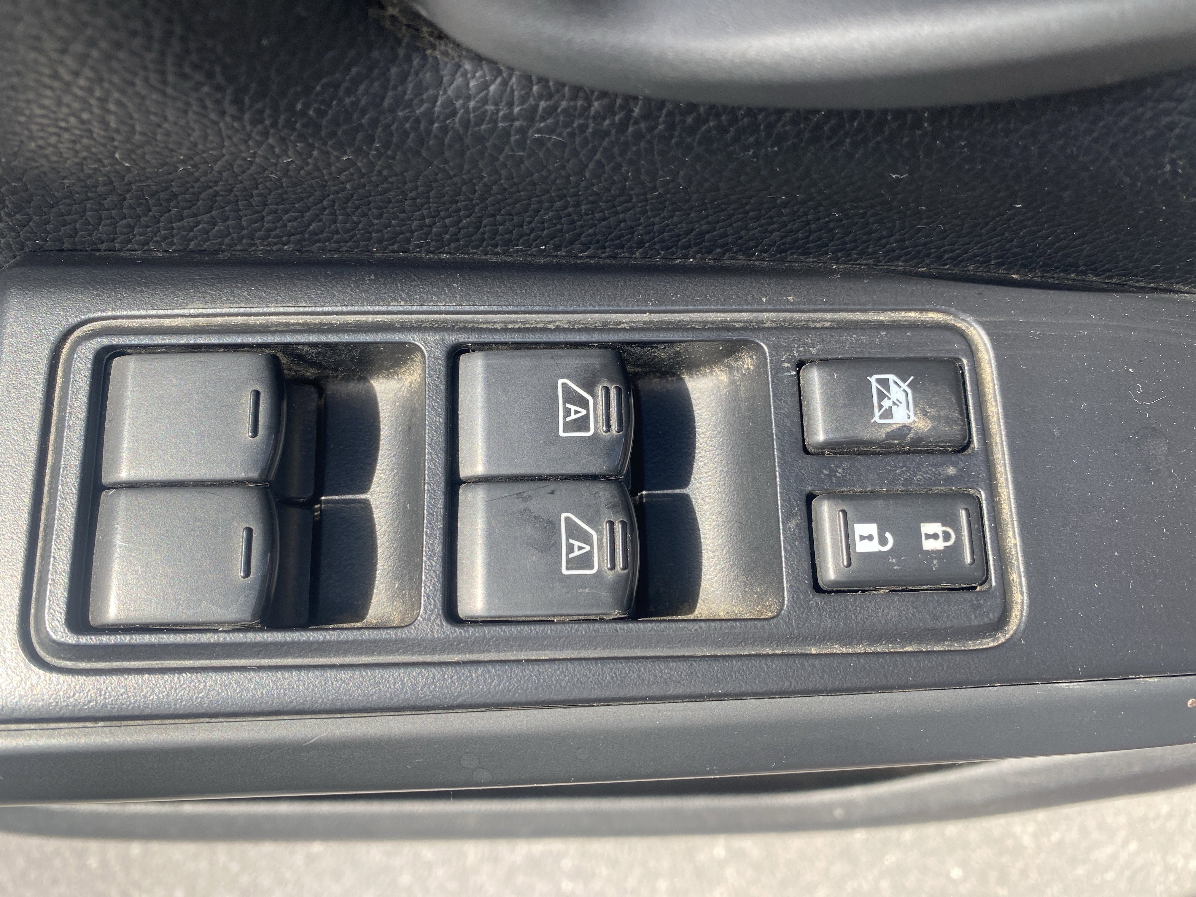 2017 Nissan Titan S