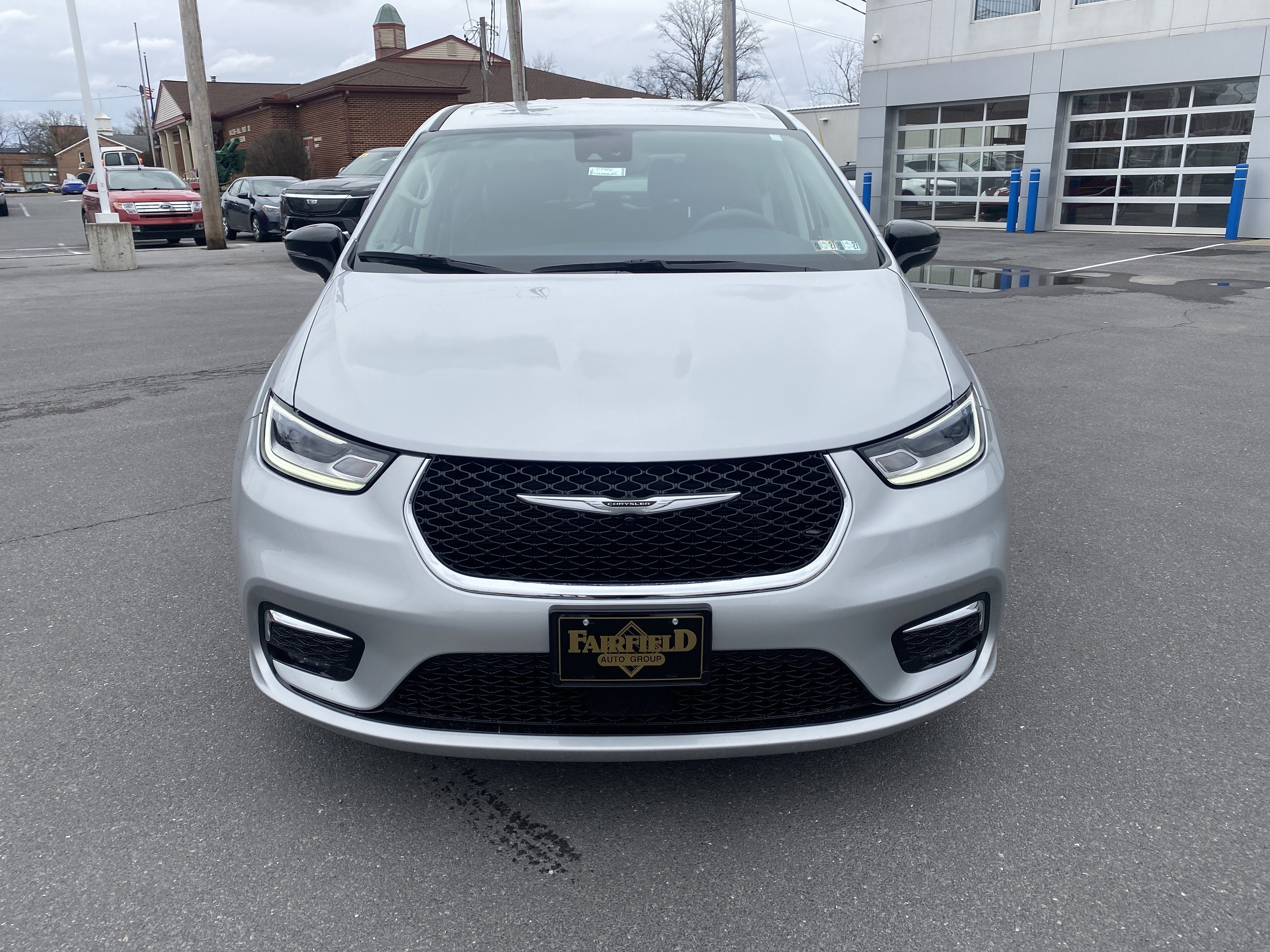 2024 Chrysler Pacifica Touring L