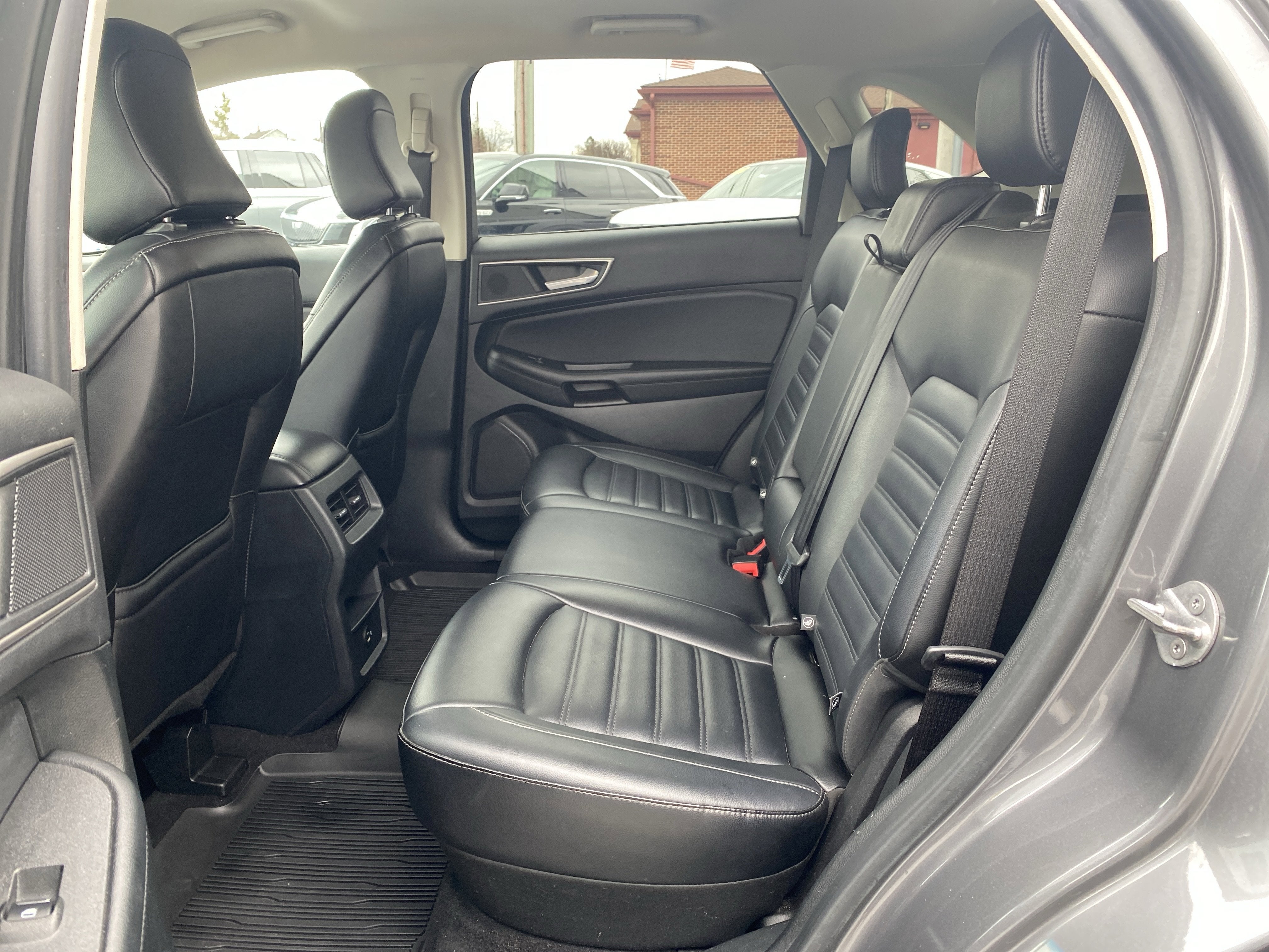 2022 Ford Edge SEL