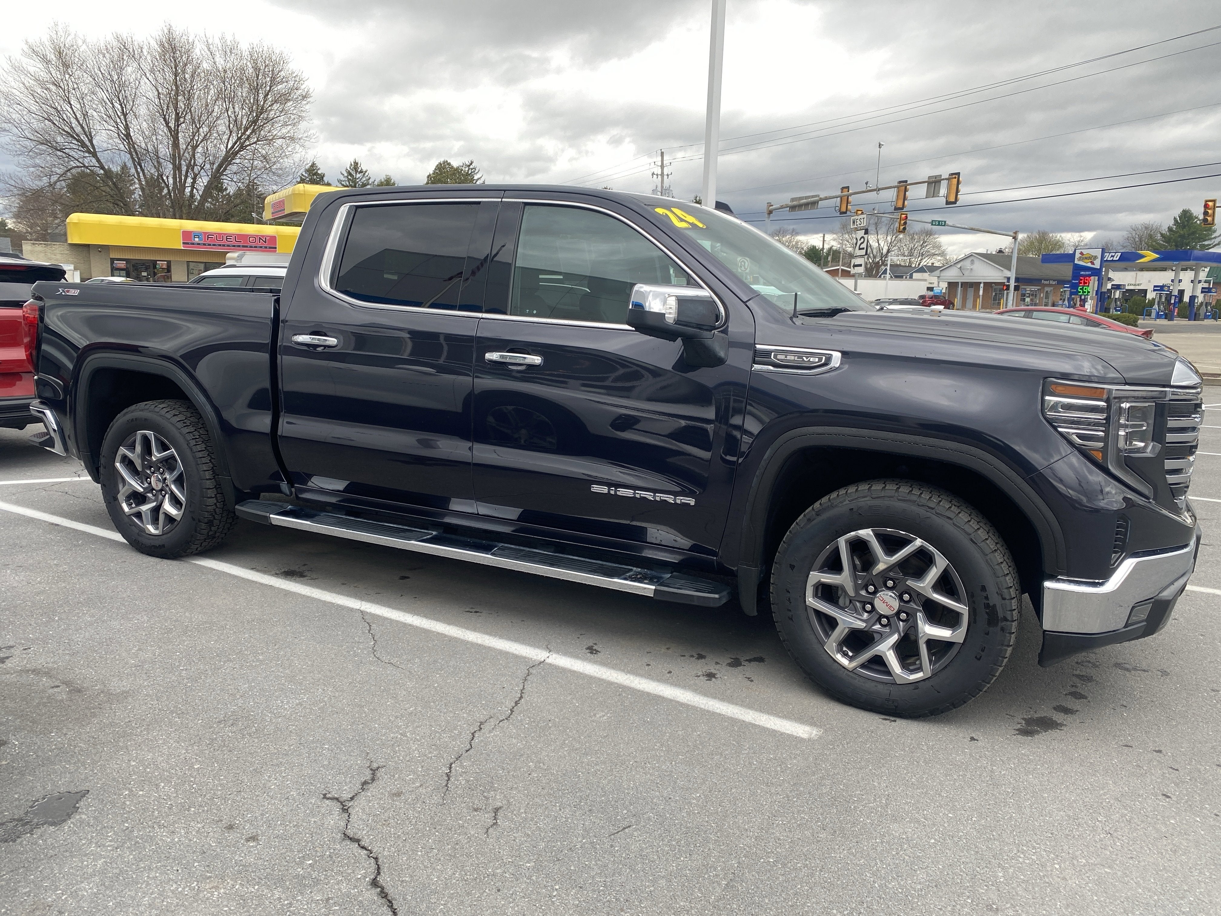 2023 GMC Sierra 1500 SLT