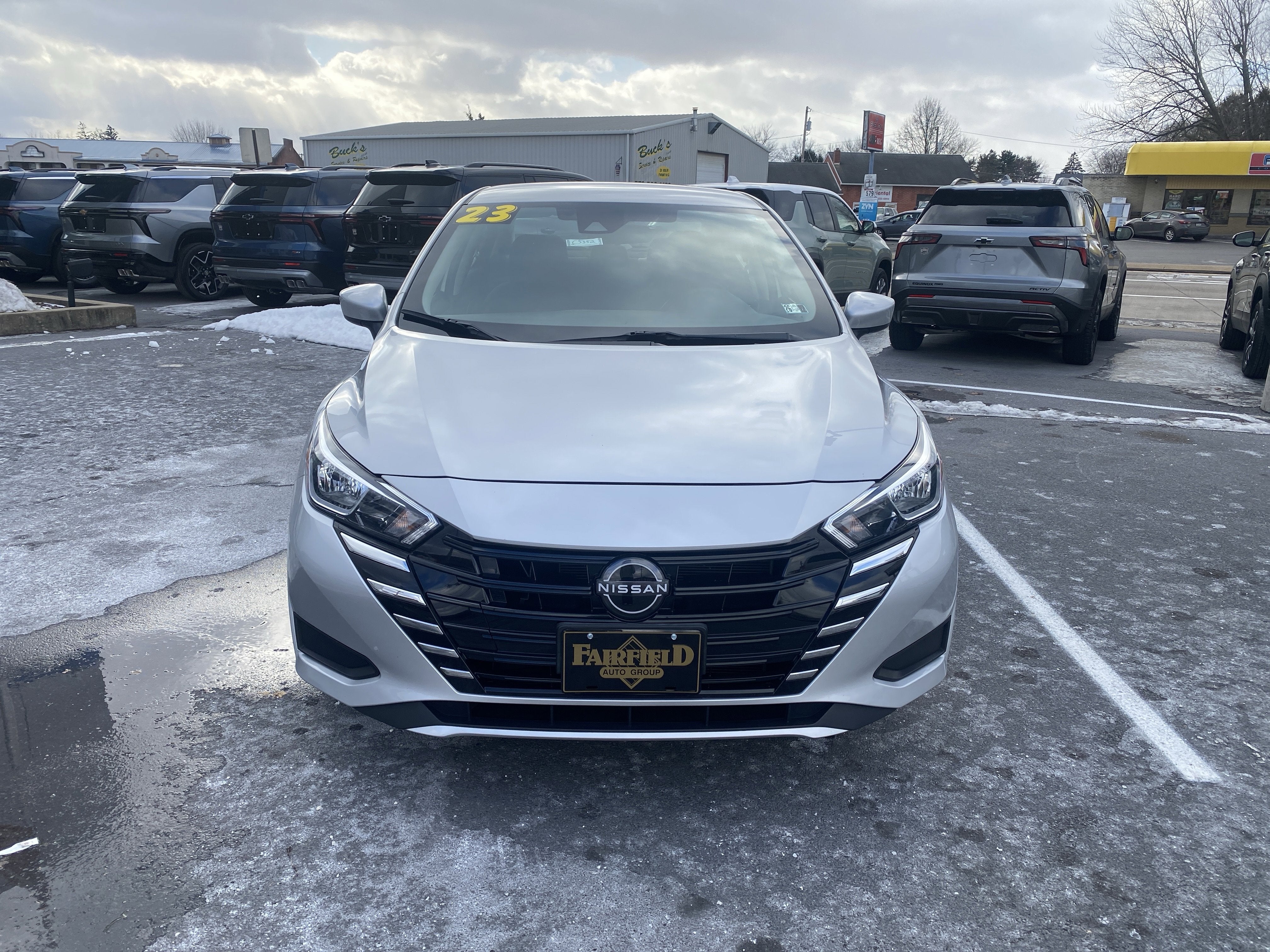 2023 Nissan Versa SV