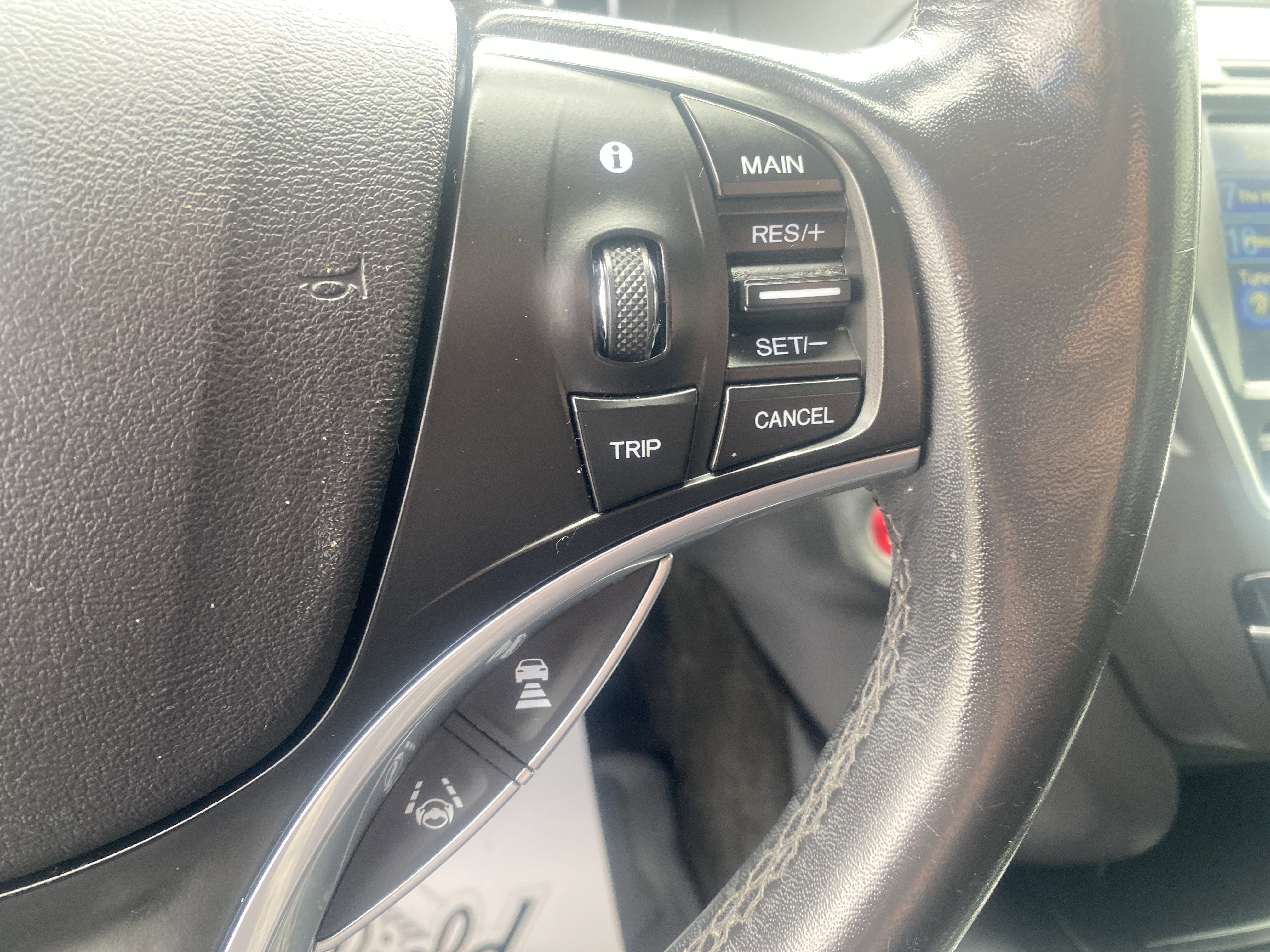 2017 Acura MDX w/Technology Package