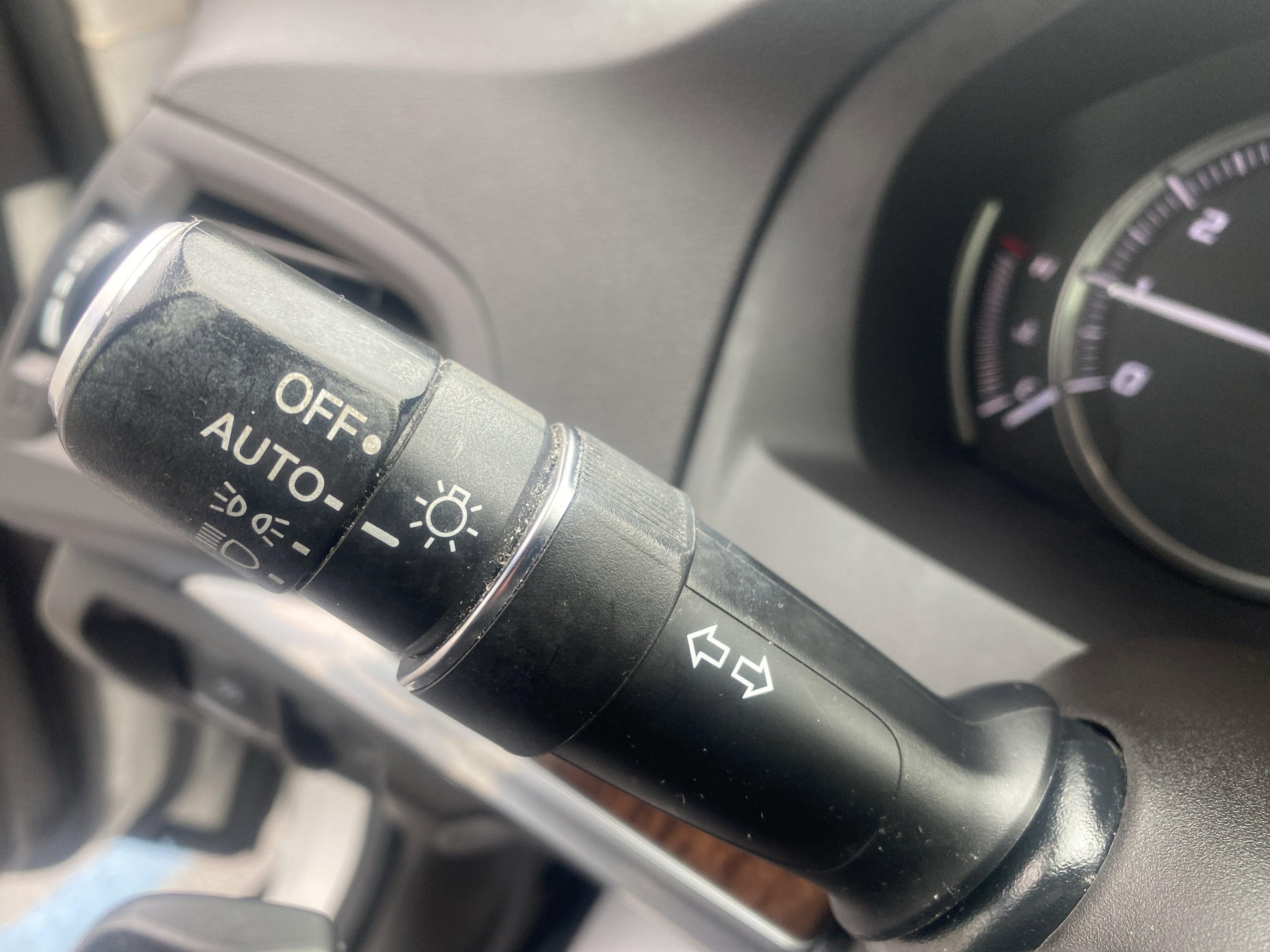 2017 Acura MDX w/Technology Package