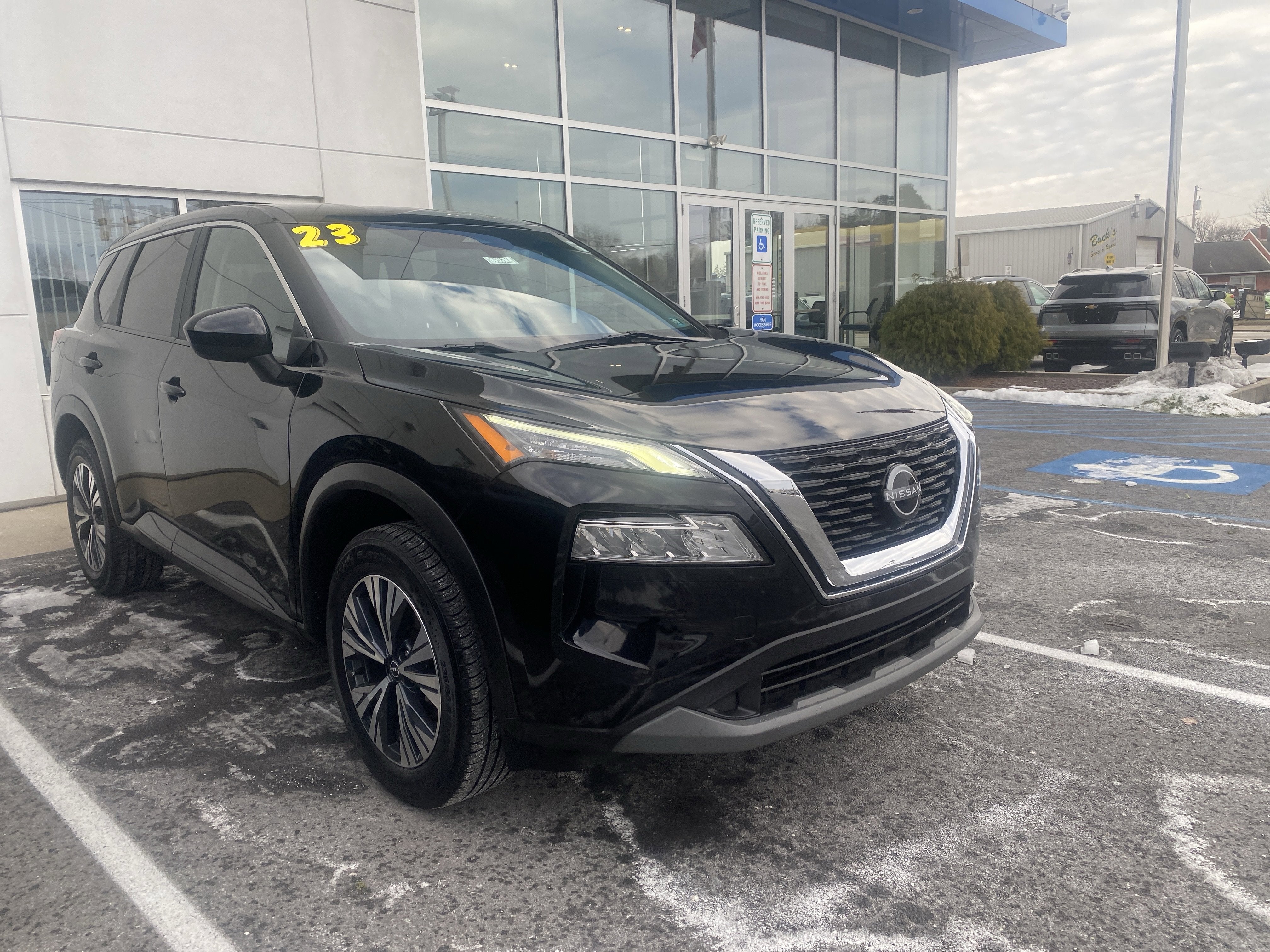 2023 Nissan Rogue SV