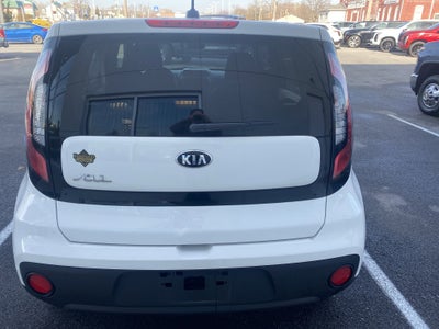 2017 Kia Soul Base