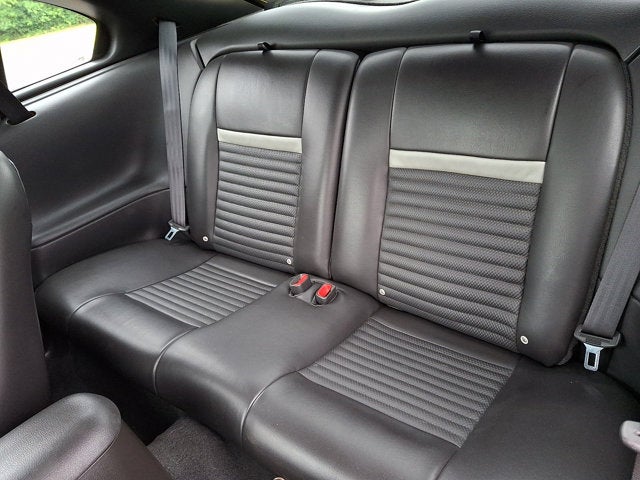 2004 Ford Mustang Premium Mach 1