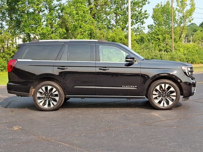 2025 Ford Expedition Platinum