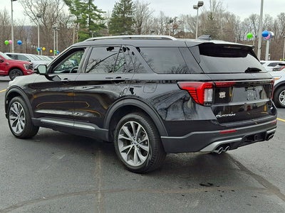 2025 Ford Explorer Platinum