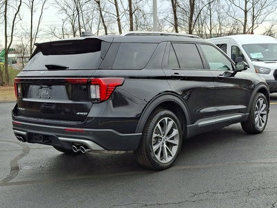 2025 Ford Explorer Platinum