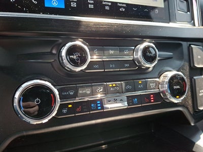 2023 Ford Super Duty F-350 DRW LARIAT