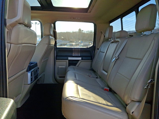 2019 Ford Super Duty F-450 DRW LARIAT