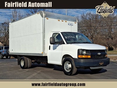 2011 Chevrolet Express Commercial Cutaway Work Van