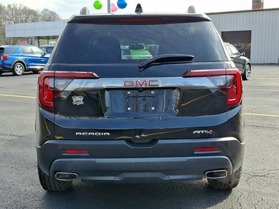 2023 GMC Acadia AT4
