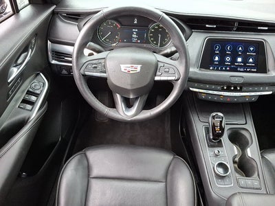 2022 Cadillac XT4 AWD Premium Luxury