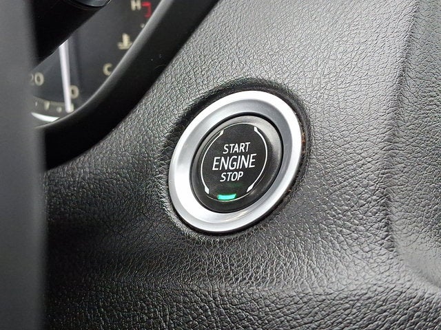 2022 Cadillac XT4 AWD Premium Luxury