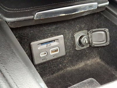 2022 Cadillac XT4 AWD Premium Luxury