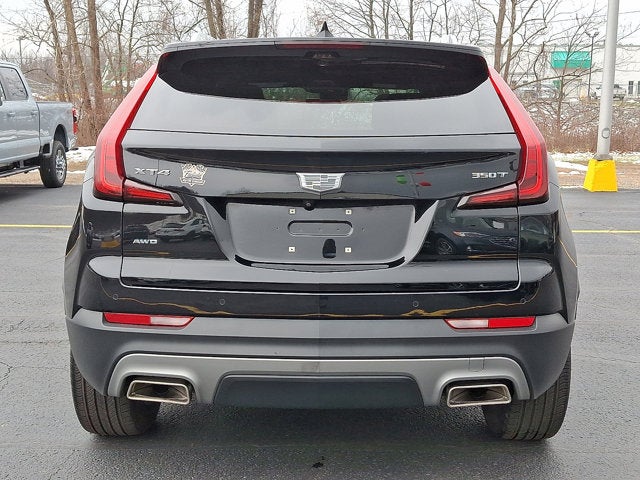 2022 Cadillac XT4 AWD Premium Luxury