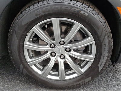 2022 Cadillac XT4 AWD Premium Luxury