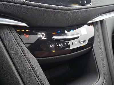 2022 Cadillac XT5 AWD Premium Luxury