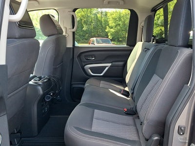 2021 Nissan Titan SV
