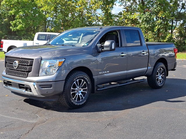 2021 Nissan Titan SV