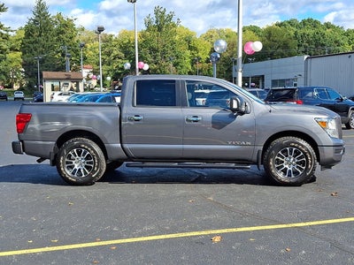 2021 Nissan Titan SV