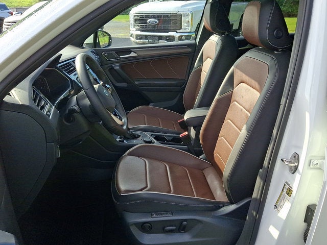 2022 Volkswagen Tiguan SEL R-Line