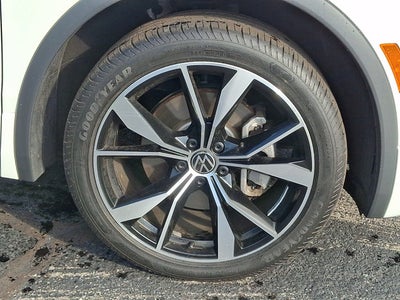 2022 Volkswagen Tiguan SEL R-Line