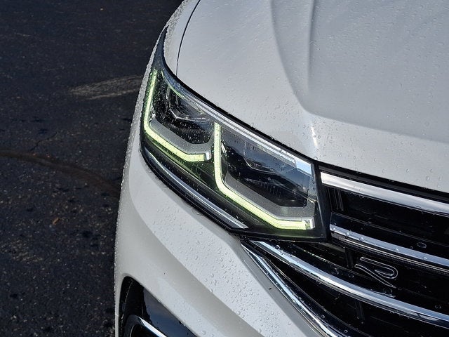 2022 Volkswagen Tiguan SEL R-Line