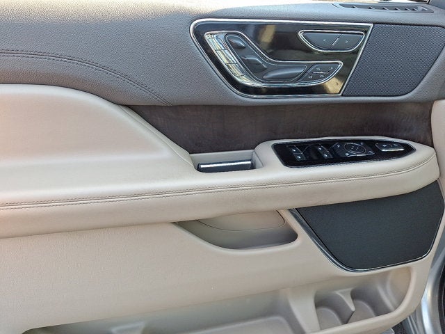 2022 Lincoln Navigator L Reserve