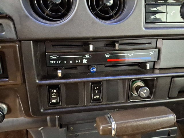 1992 Toyota LAND CRUISER Base