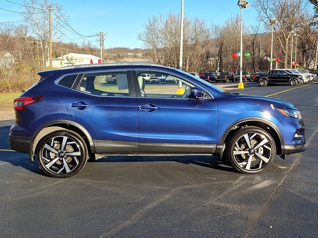 2022 Nissan Rogue Sport SL